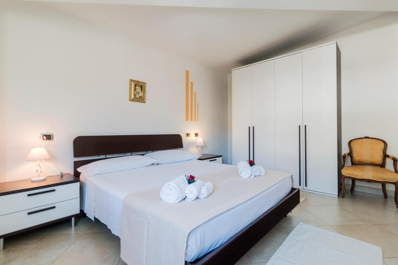 Royal Suite Apartment Cala Gonone Exterior photo